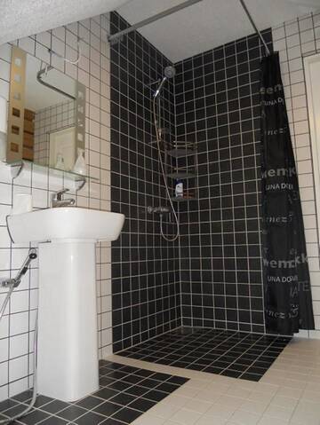 Фото номера Дом с 4 спальнями Дома для отпуска Reimani Holiday House г. Vanaveski 6